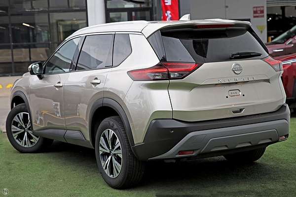 2024 Nissan X-TRAIL ST-L T33