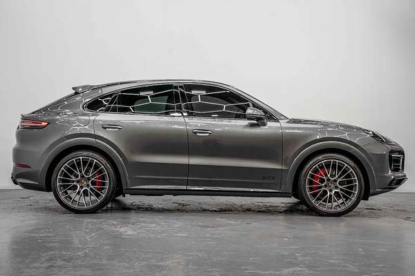 2023 Porsche Cayenne GTS 9YB