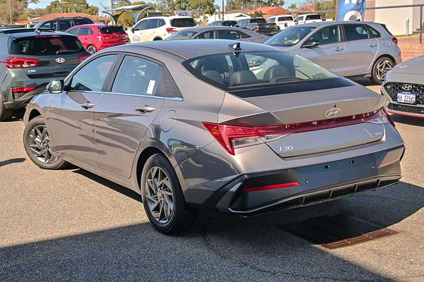 2024 Hyundai i30 Elite Hybrid CN7.V2