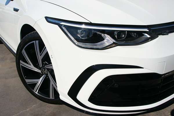 2024 Volkswagen Golf 110TSI R-Line 8