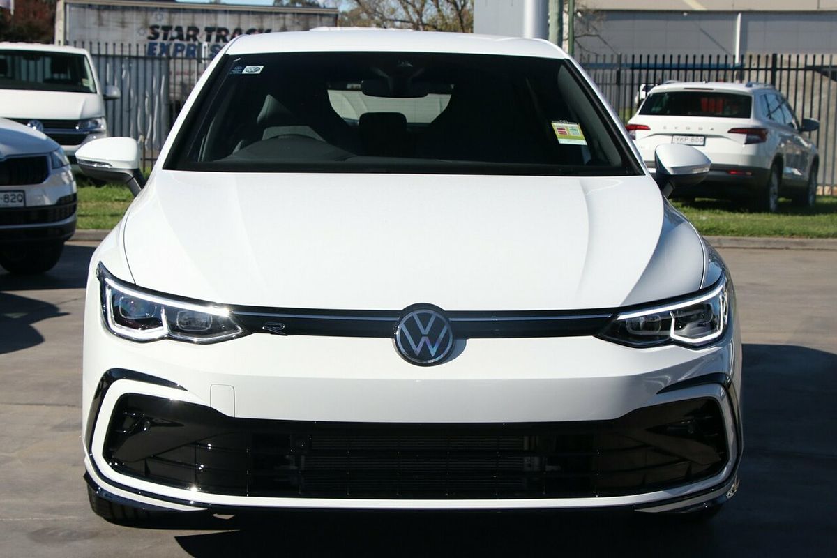 2024 Volkswagen Golf 110TSI R-Line 8