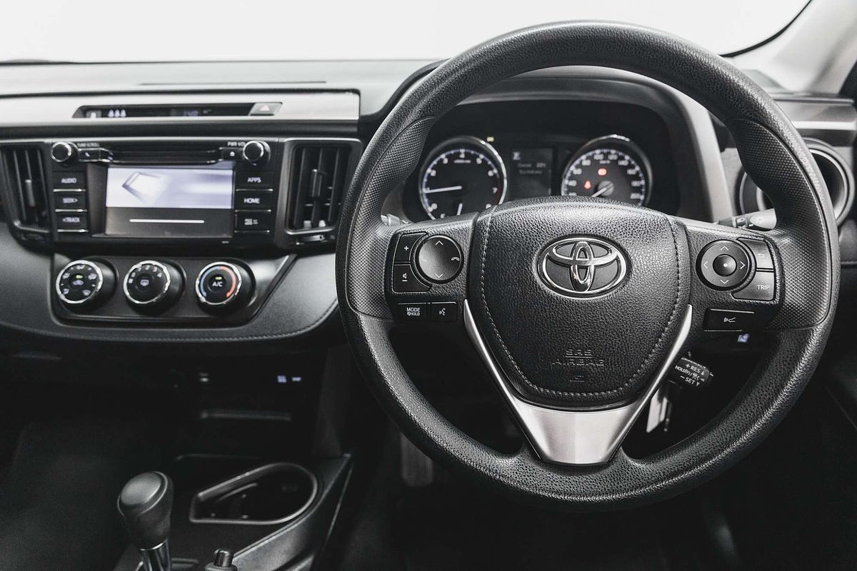 2018 Toyota RAV4 GX ZSA42R