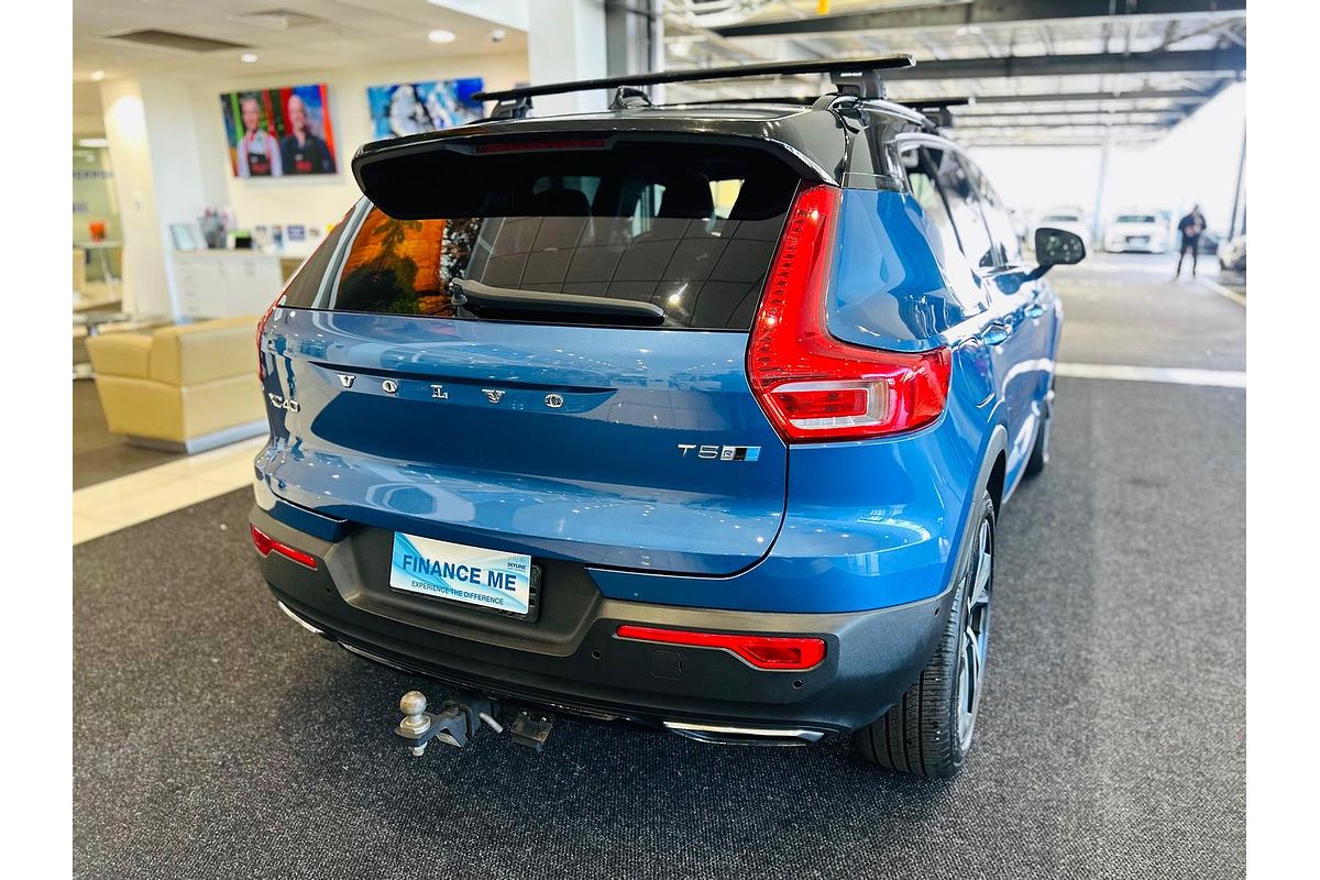 2018 Volvo XC40 T5 R-Design