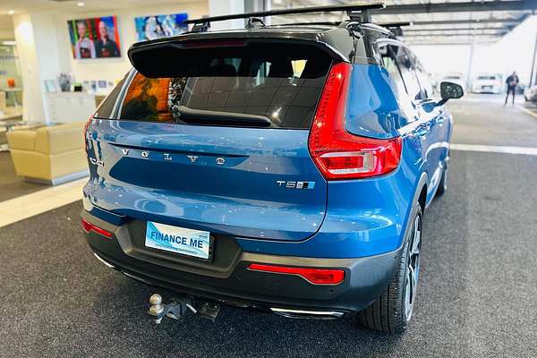 2018 Volvo XC40 T5 R-Design