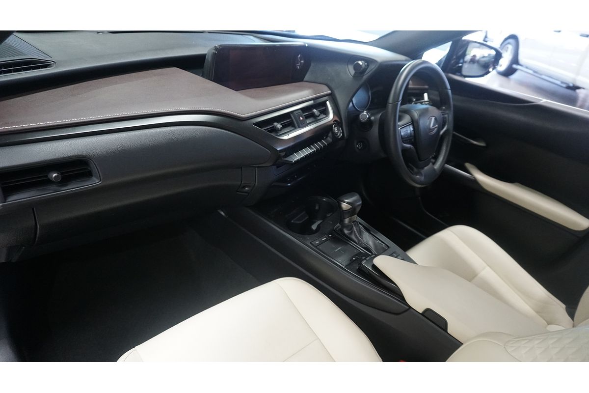 2018 Lexus UX UX200 Sport Luxury MZAA10R