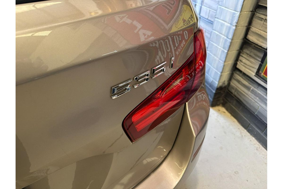 2011 BMW 5 Series 535i F11