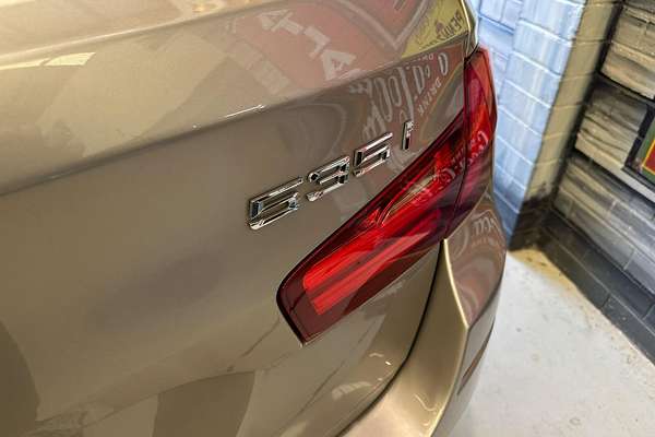 2011 BMW 5 Series 535i F11