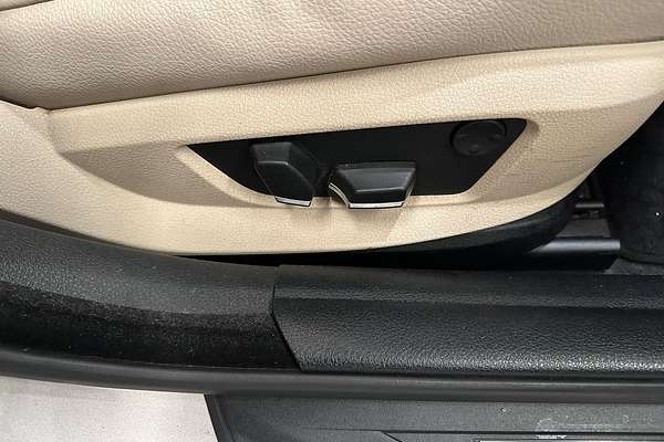 2011 BMW 5 Series 535i F11