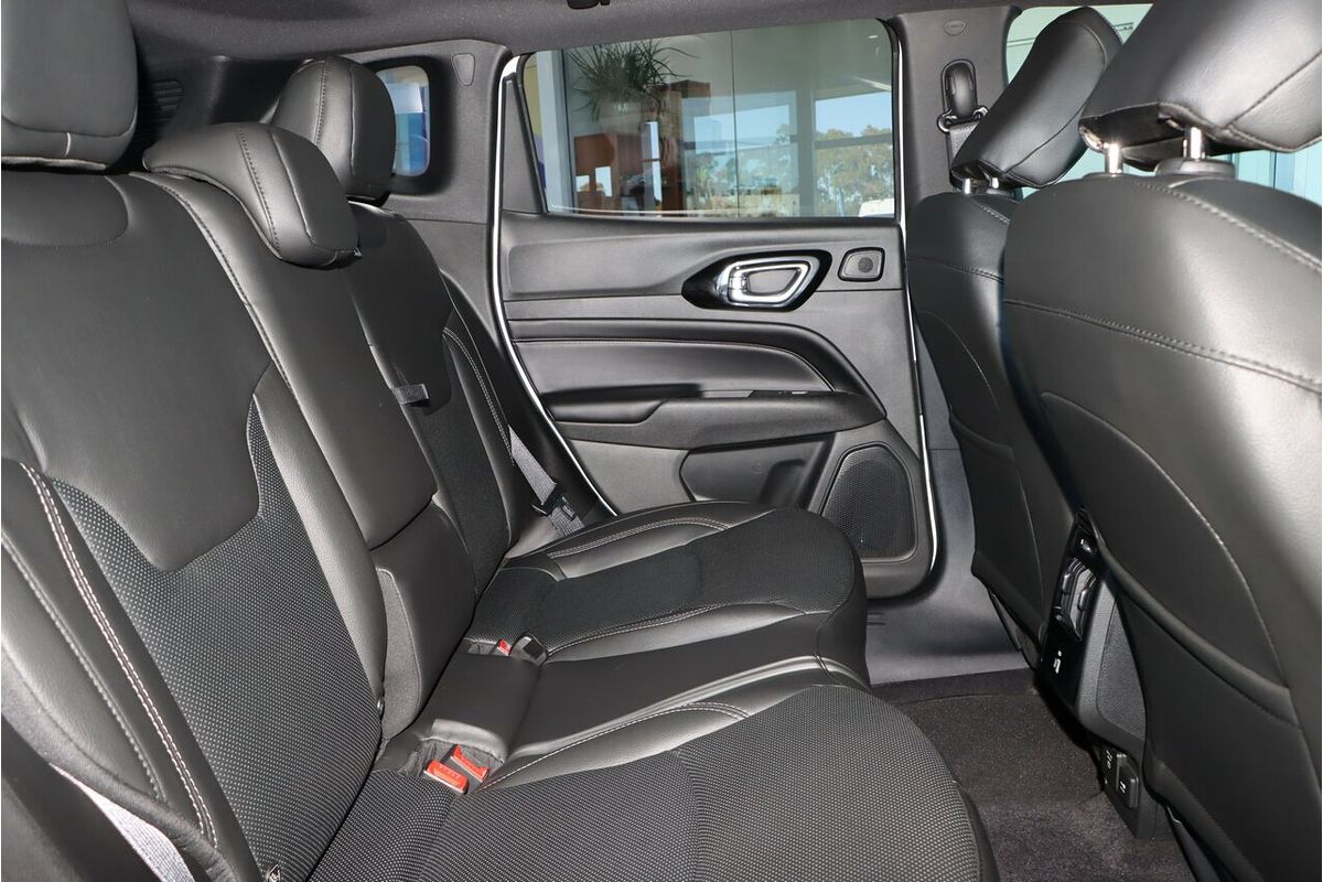 2023 Jeep Compass S-Limited M6