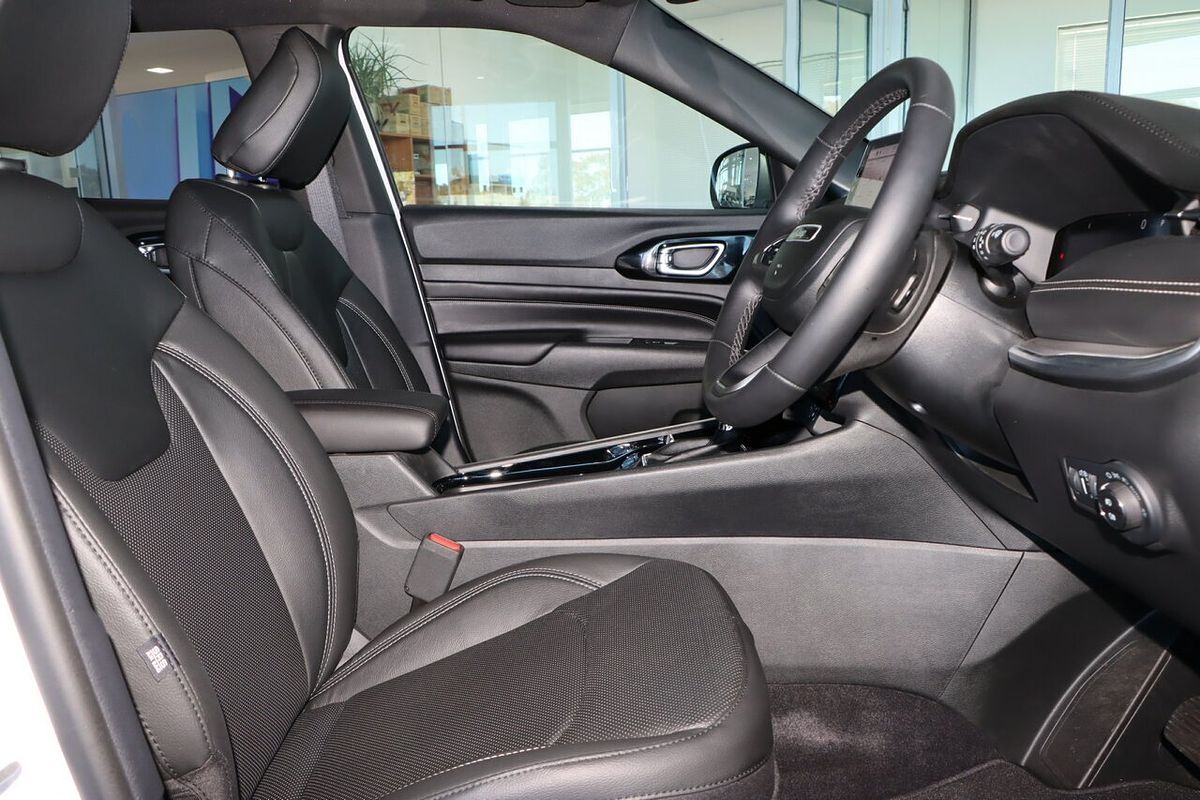 2023 Jeep Compass S-Limited M6