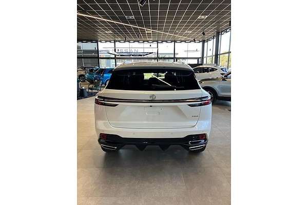 2024 MG HS Essence AS33