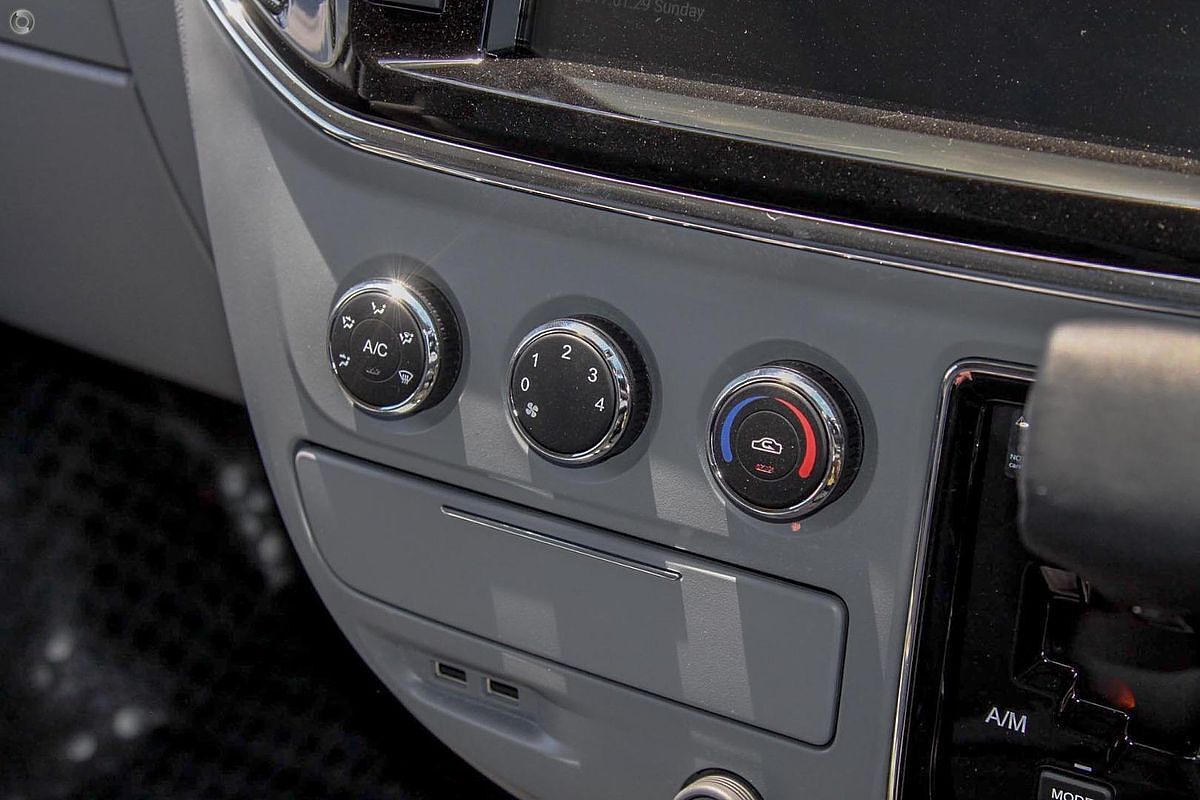 2023 LDV V80 LWB