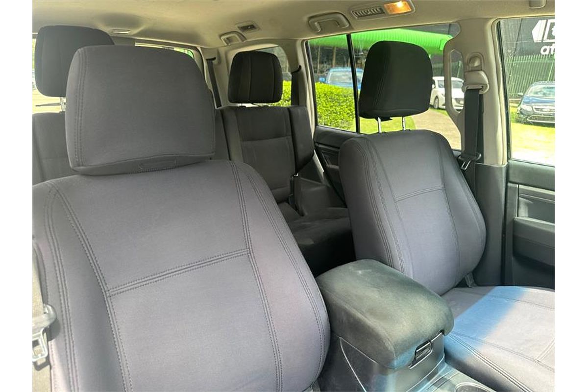 2006 Mitsubishi PAJERO VR-X LWB (4x4) NS