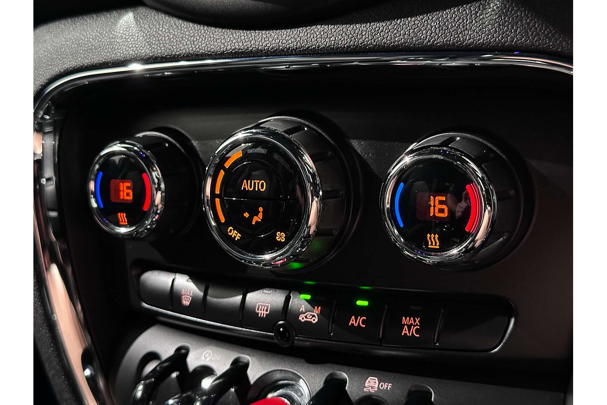 2016 MINI Clubman Cooper F54