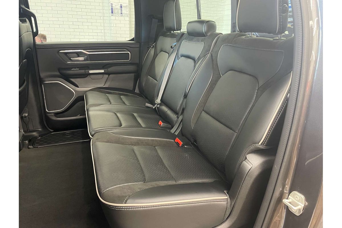 2024 RAM 1500 Laramie Sport RamBox DT 4X4 SWB