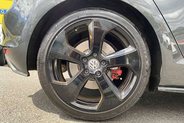 2013 Volkswagen Golf GTI 7