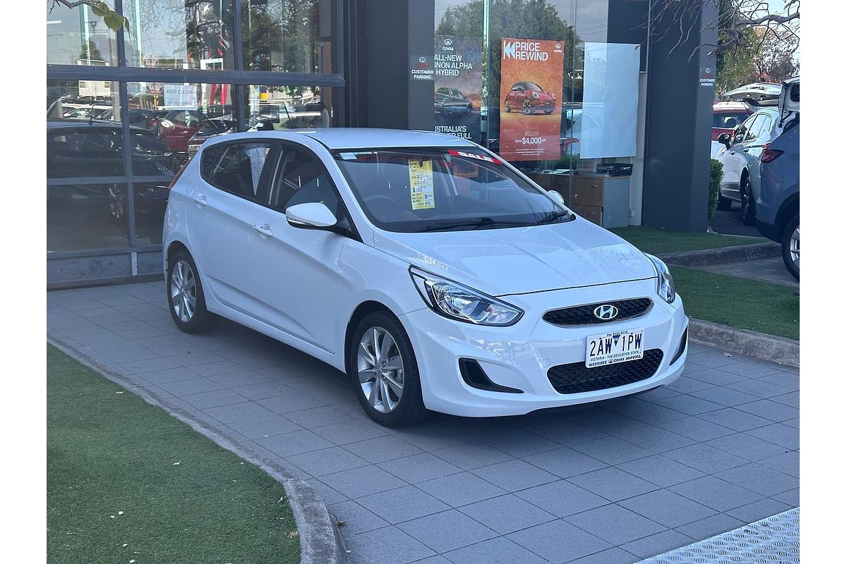 2019 Hyundai Accent Sport RB6