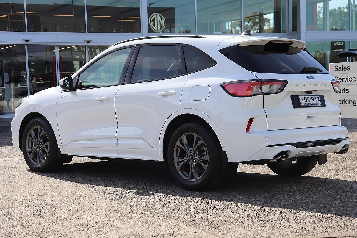 2023 Ford Escape ST-Line ZH