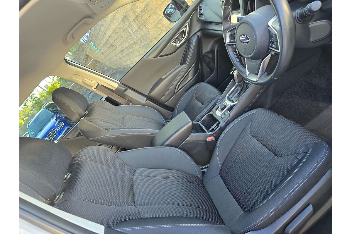 2022 Subaru Forester 2.5i S5