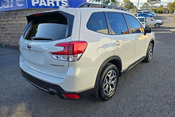 2022 Subaru Forester 2.5i S5