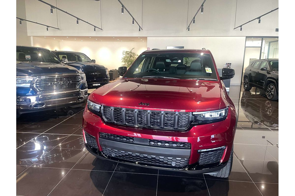 2023 Jeep Grand Cherokee Night Eagle WL