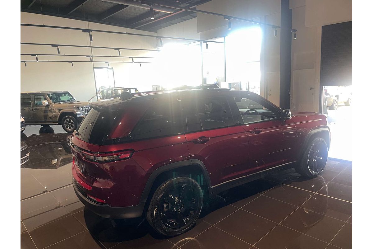 2023 Jeep Grand Cherokee Night Eagle WL