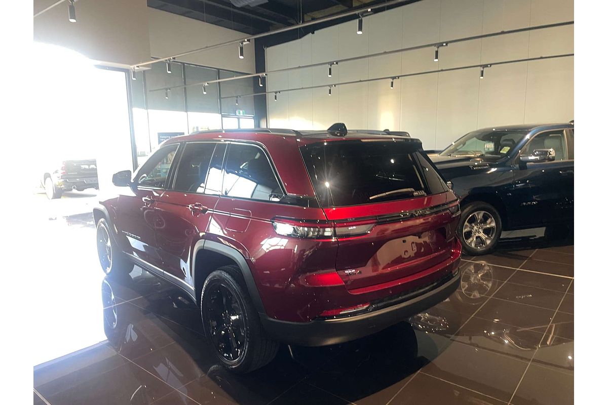 2023 Jeep Grand Cherokee Night Eagle WL
