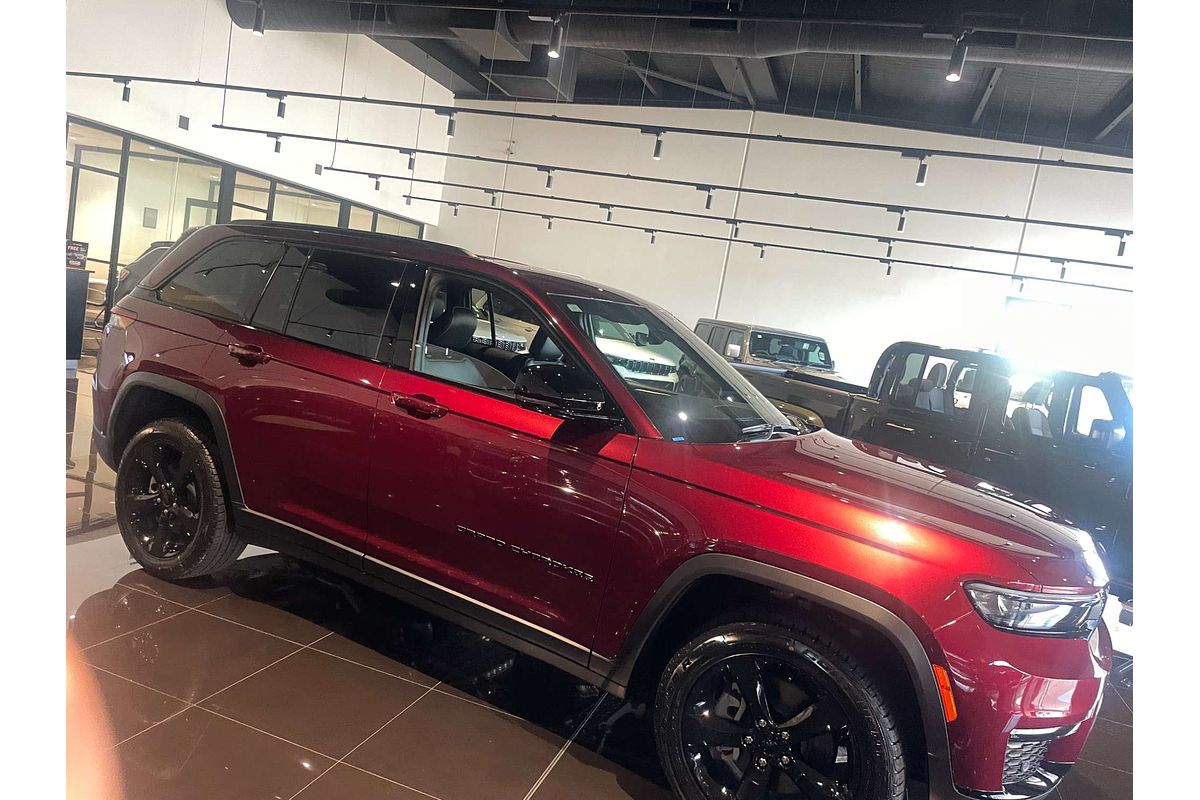 2023 Jeep Grand Cherokee Night Eagle WL