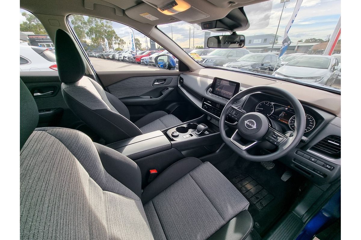 2024 Nissan X-TRAIL ST T33