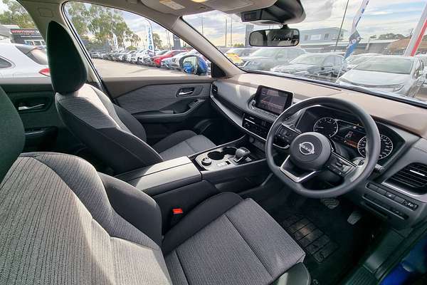 2024 Nissan X-TRAIL ST T33