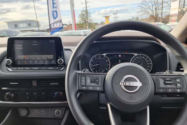 2024 Nissan X-TRAIL ST T33
