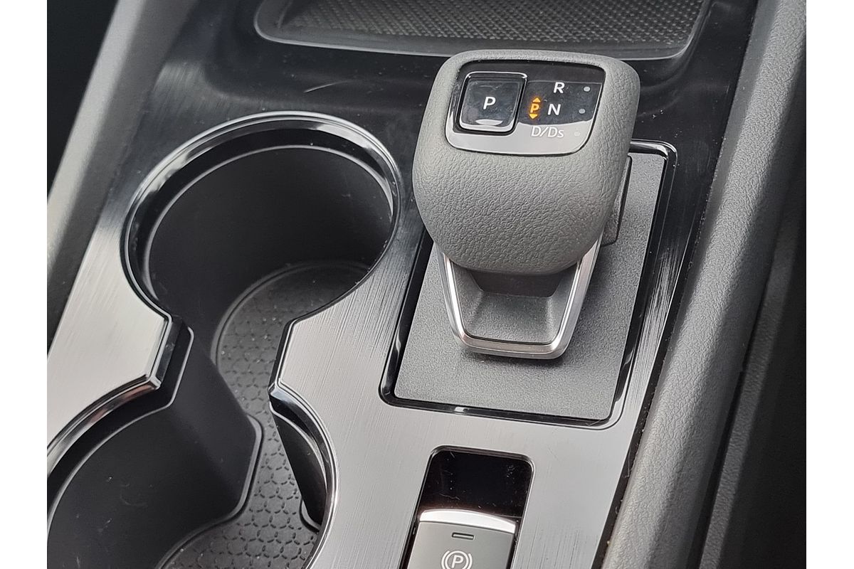 2024 Nissan X-TRAIL ST T33