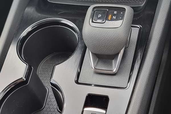 2024 Nissan X-TRAIL ST T33