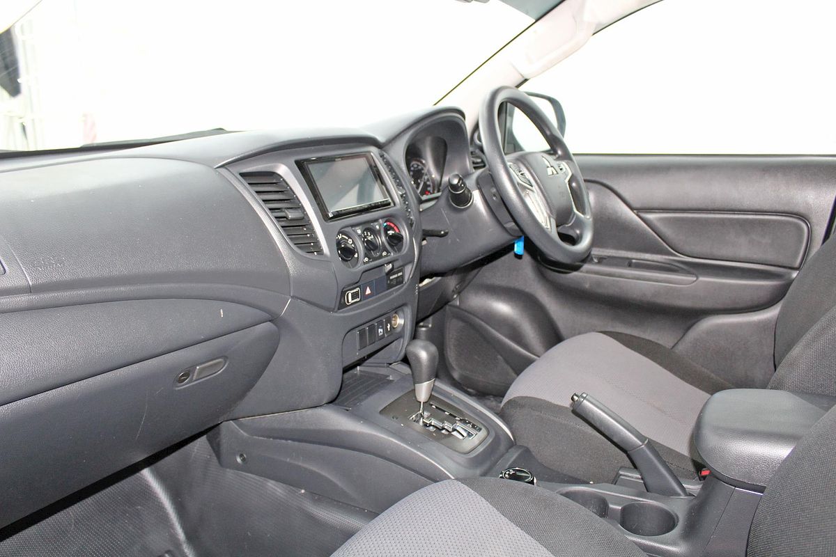 2020 Mitsubishi Triton GLX ADAS MR 4X4