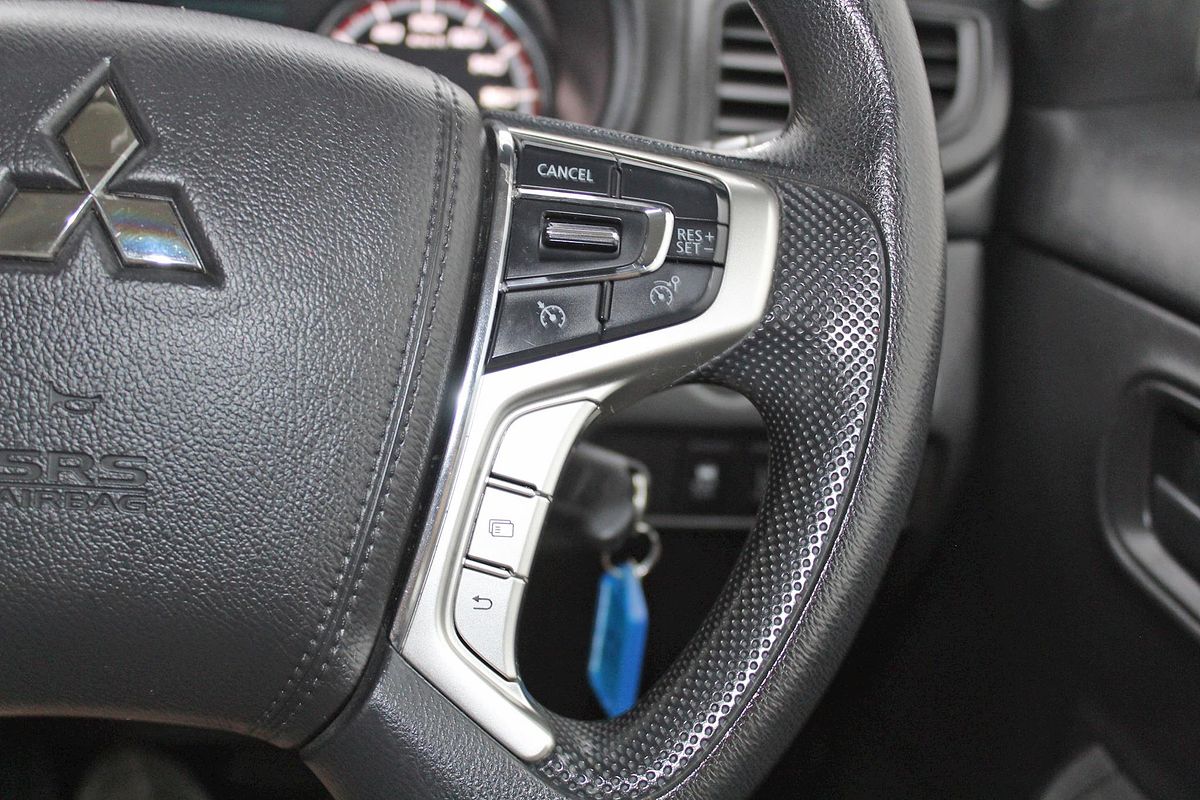 2020 Mitsubishi Triton GLX ADAS MR 4X4