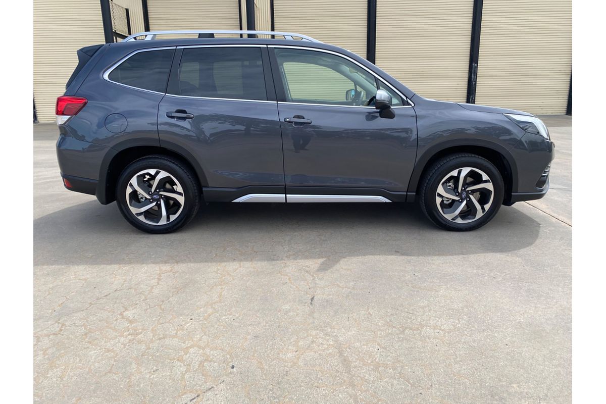 2023 Subaru Forester 2.5i-S S5