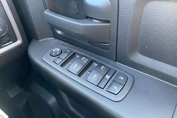 2024 RAM 1500 Laramie Sport RamBox DT 4X4