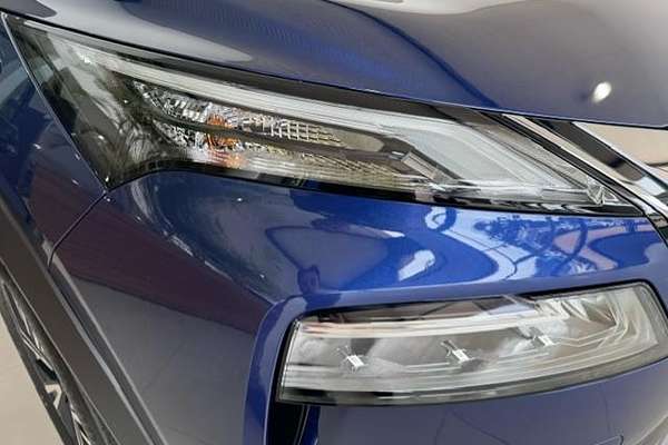 2024 Nissan X-TRAIL ST-L T33