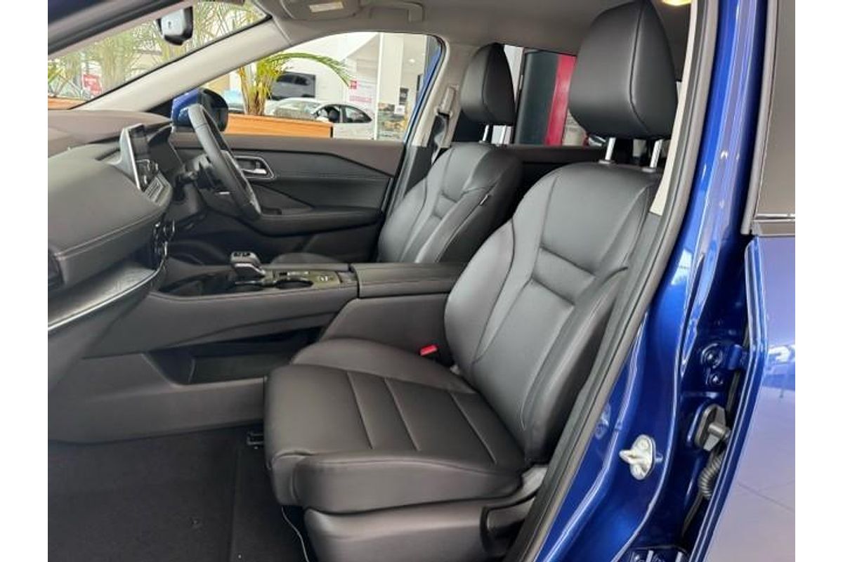 2024 Nissan X-TRAIL ST-L T33
