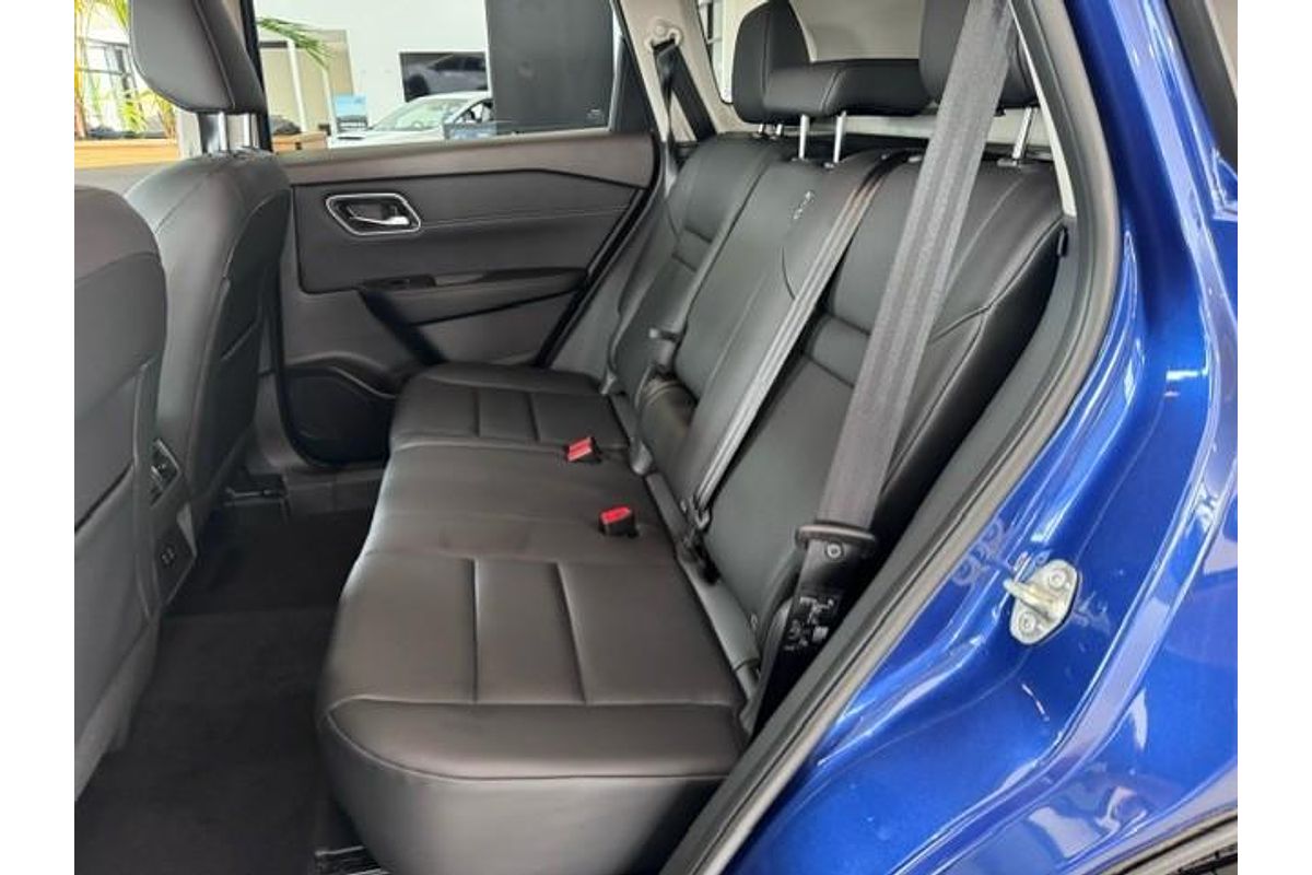 2024 Nissan X-TRAIL ST-L T33