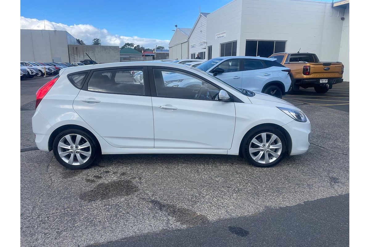 2018 Hyundai Accent Sport RB6