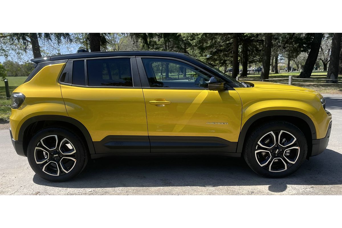 2024 Jeep Avenger Summit JJ