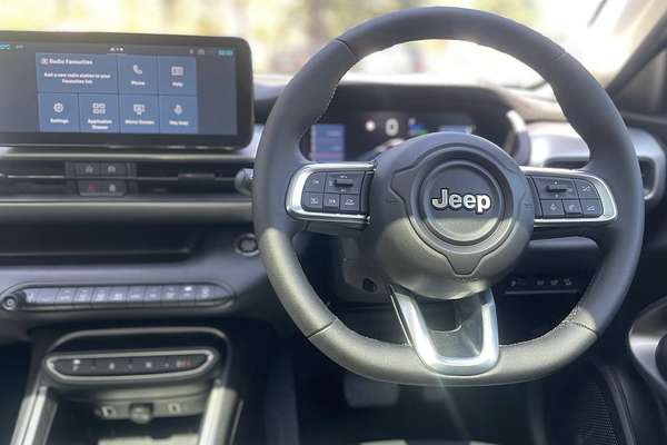 2024 Jeep Avenger Summit JJ