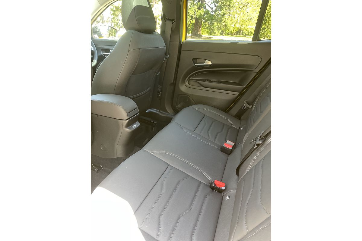 2024 Jeep Avenger Summit JJ