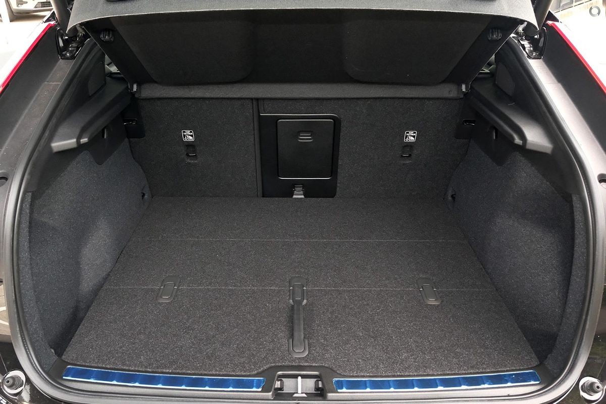 2024 Volvo C40 Recharge Twin