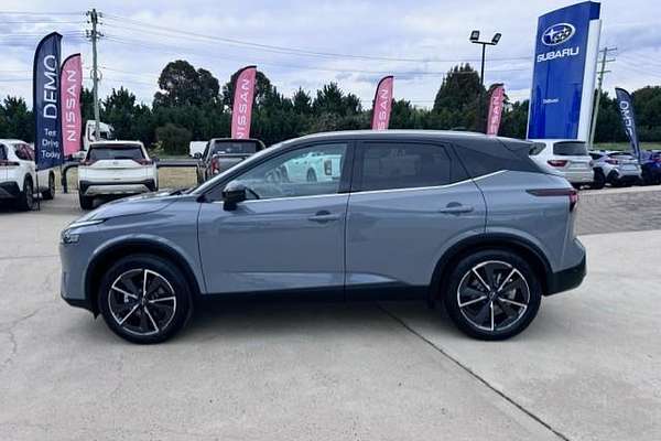 2024 Nissan QASHQAI Ti J12