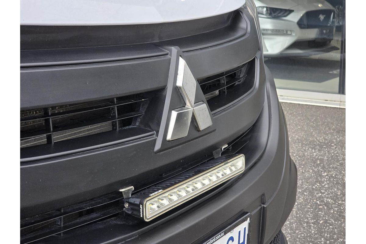 2020 Mitsubishi Express GLX+ SN LWB