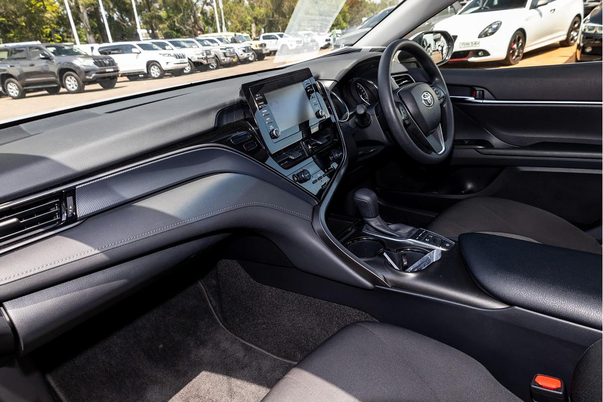 2024 Toyota Camry Ascent AXVH70R