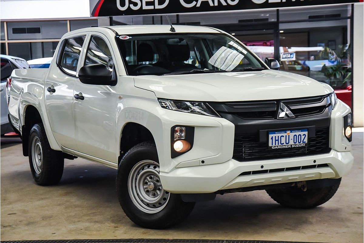 2019 Mitsubishi Triton GLX MR 4X4