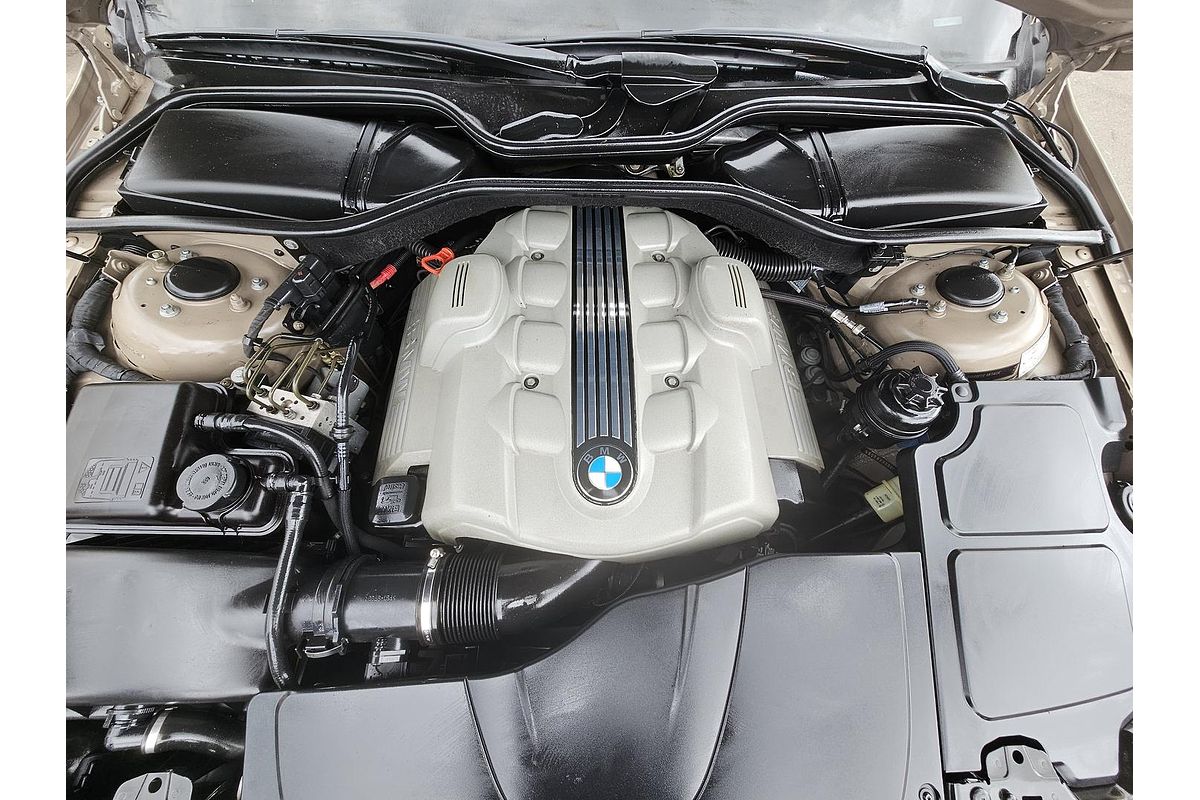 2003 BMW 7 Series 735i E65